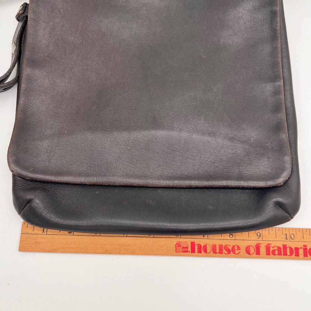 Y2K Coach Legacy Slim Messenger Bag E0P-9458 – Dark Chocolate Brown Leather - Picture 6 of 13